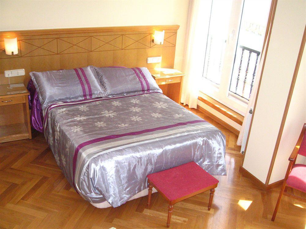 Hotel Cristal 2 아 코루냐 외부 사진