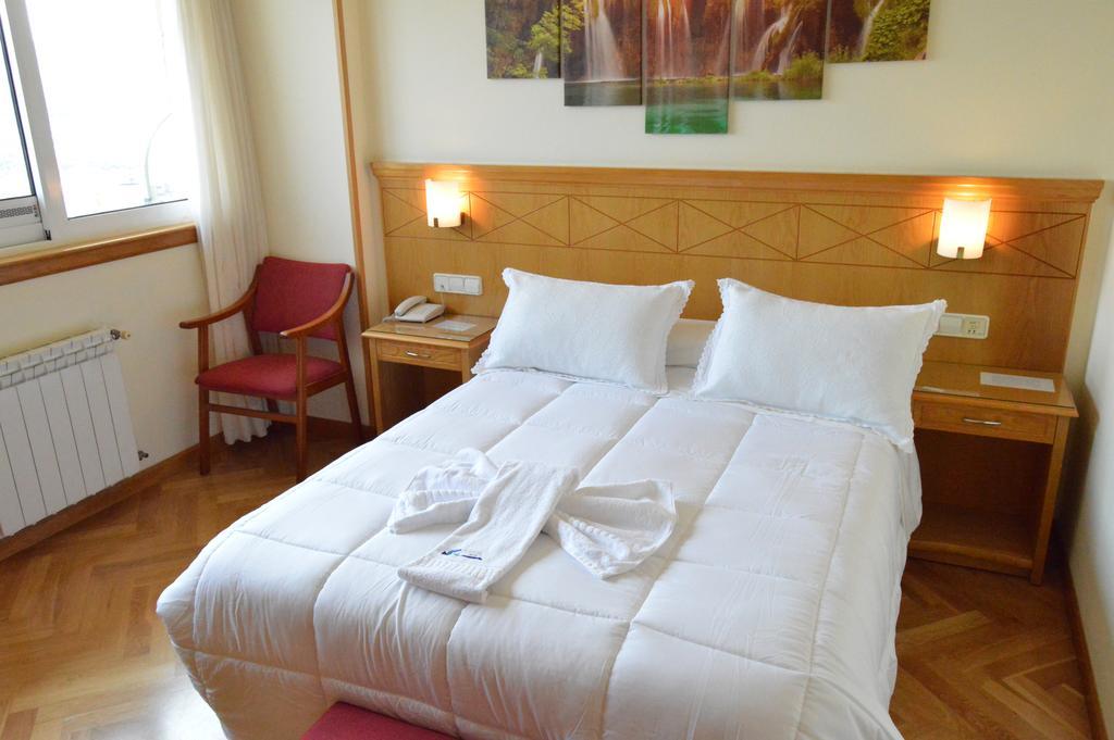 Hotel Cristal 2 아 코루냐 외부 사진
