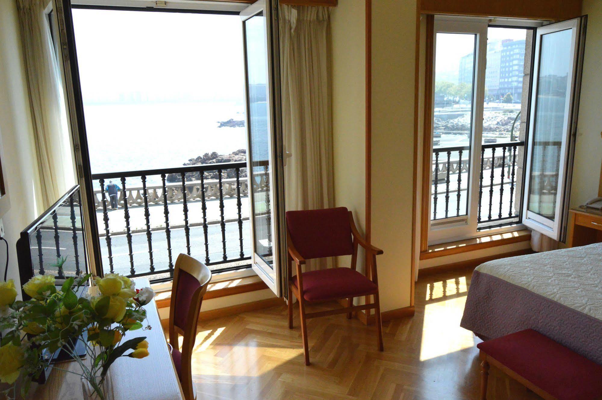 Hotel Cristal 2 아 코루냐 외부 사진