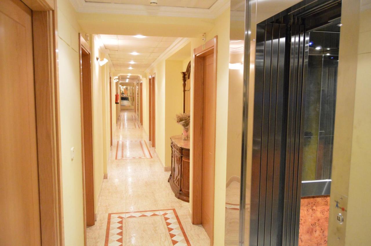 Hotel Cristal 2 아 코루냐 외부 사진